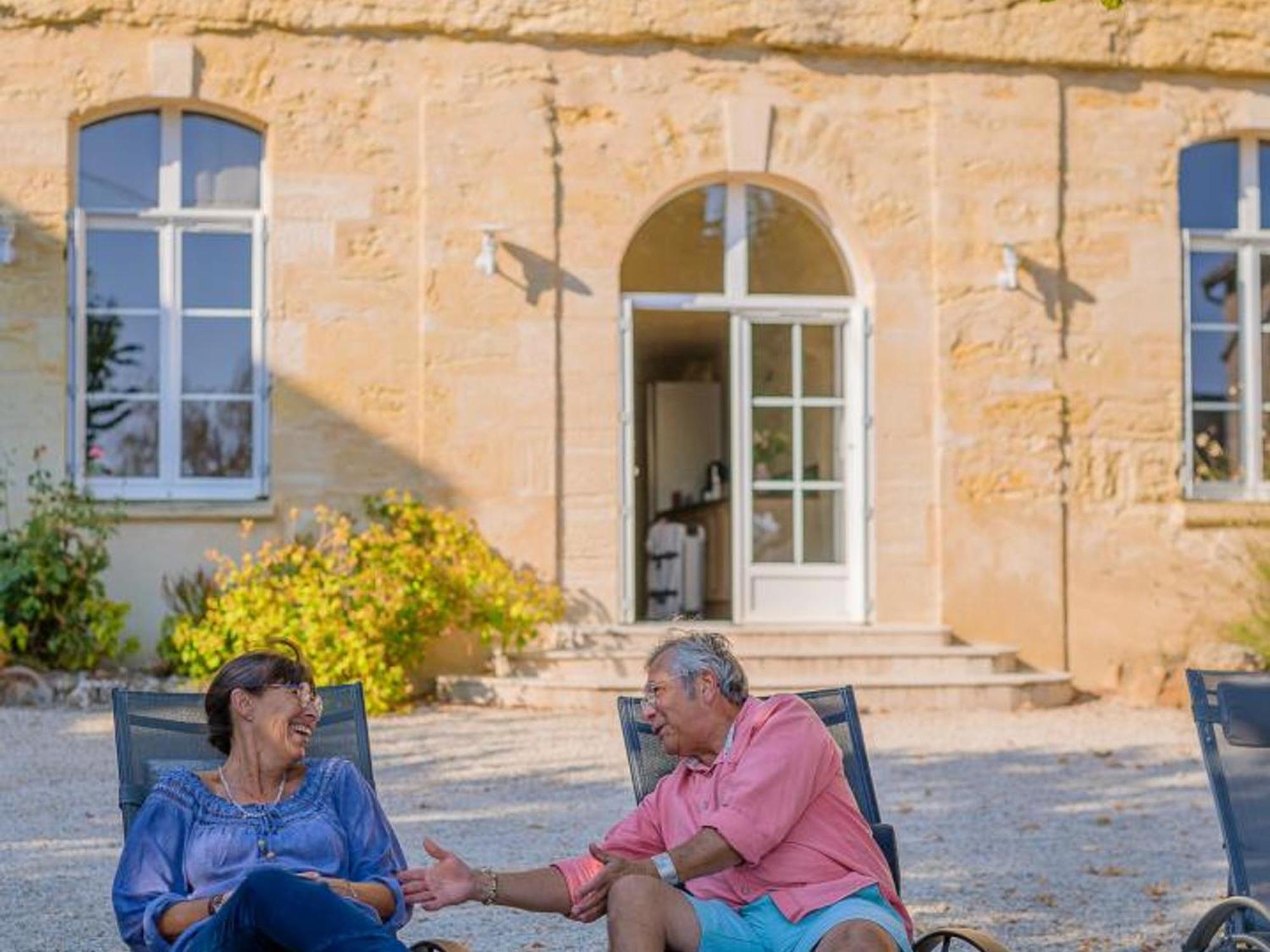 Maison Troglodyte Elegante Avec Spa, Salle De Jeux Et Jardin Clos A Vouvray - Fr-1-381-87 Eksteriør billede